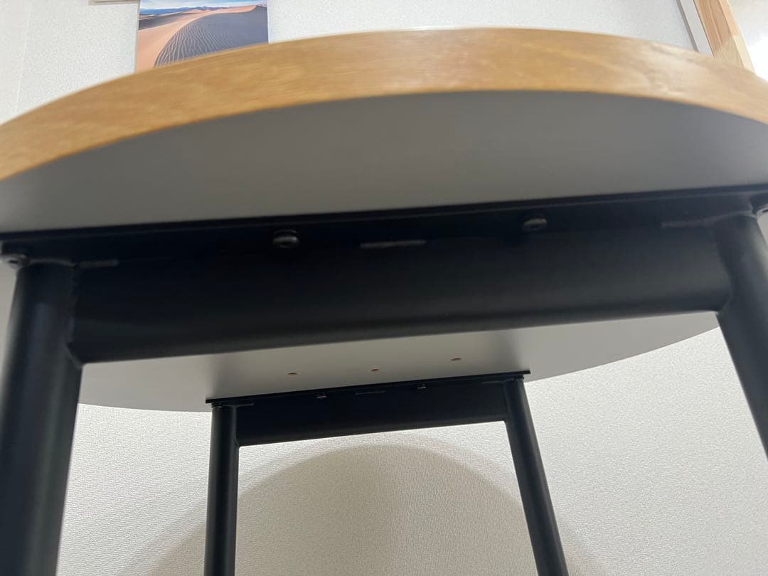 ダイニングテーブル ラウンド（ENEN KUUM)