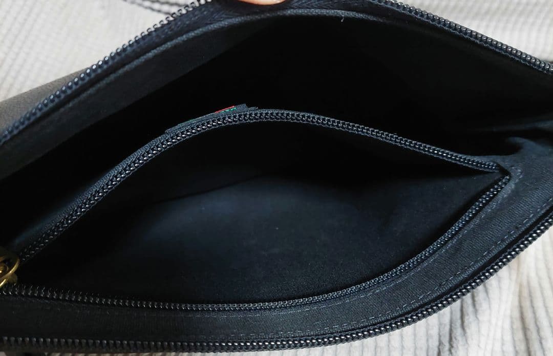 イルビゾンテ ILBISONTE ショルダー スクエア 2way 黒