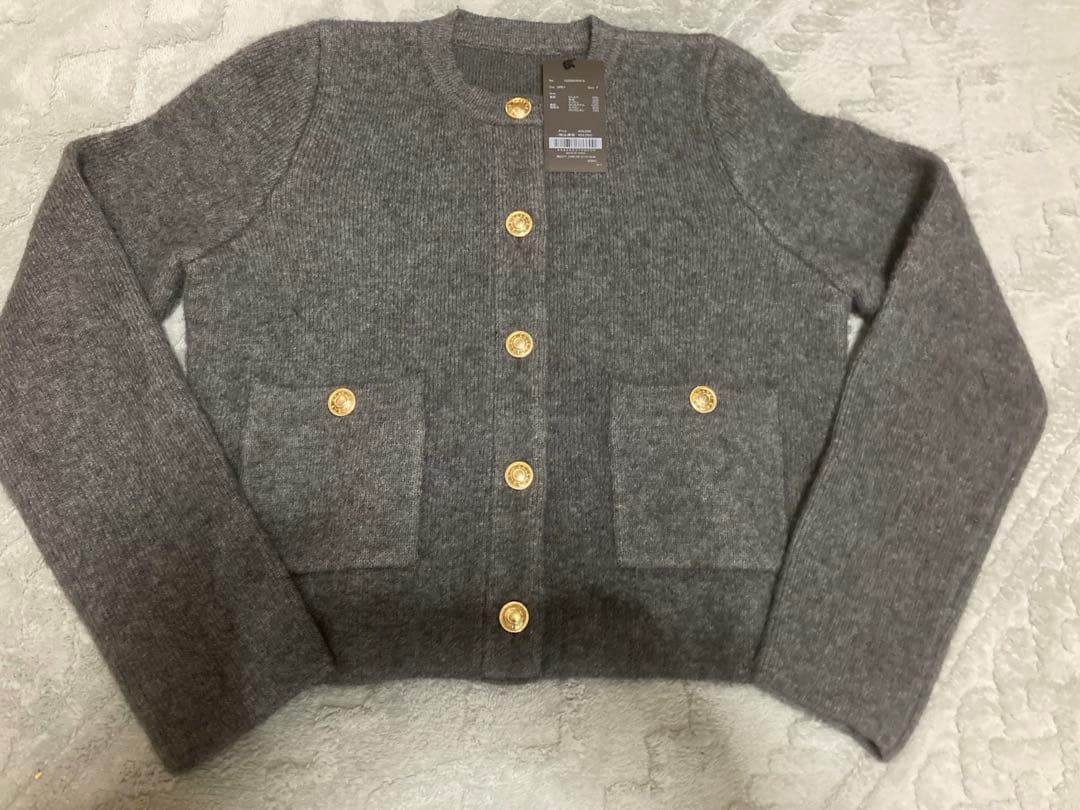 新品カシミヤブレンドノーカラーニットジャケット