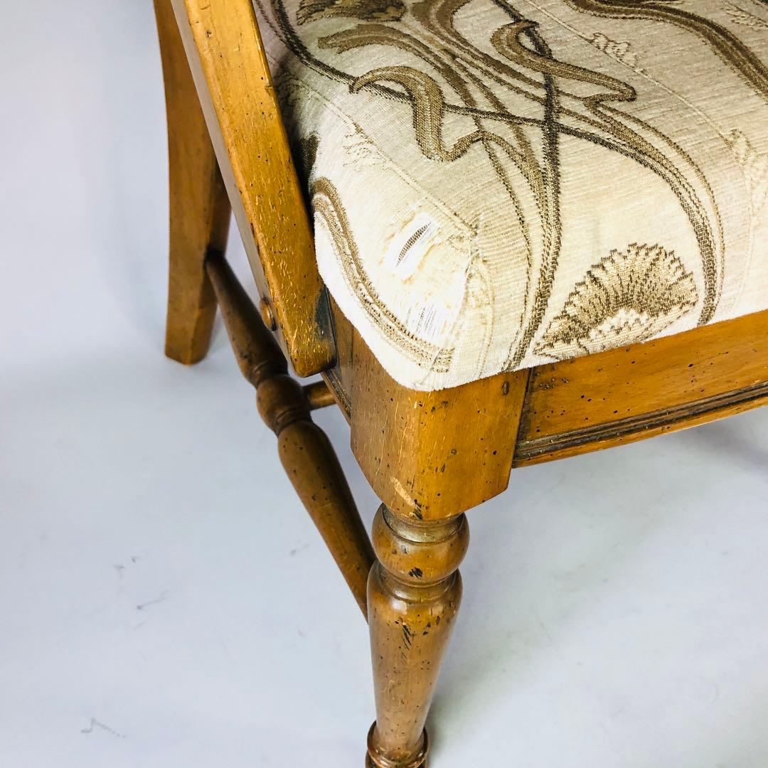 「時を重ねた、木の美しさ。」 ― 30年前のカリモクが語る、静かな上質。