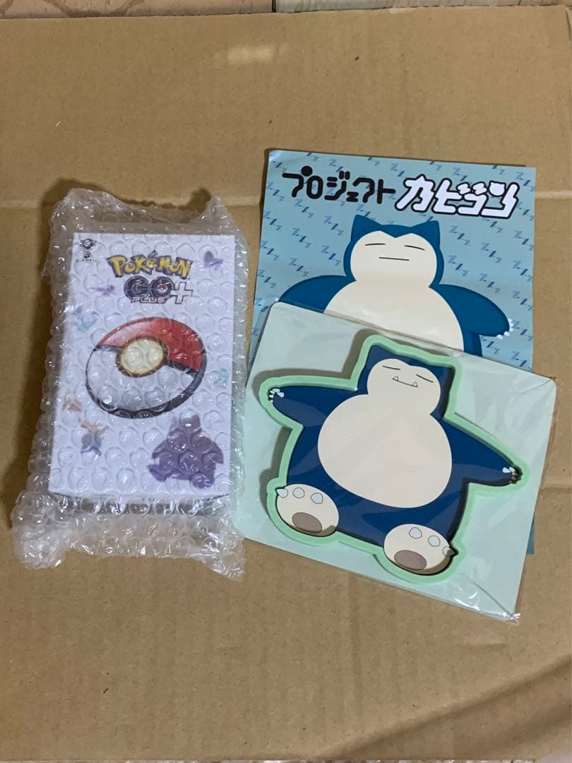 Pokemon GO Plus + 未使用、未開封 非売品のおまけ付き