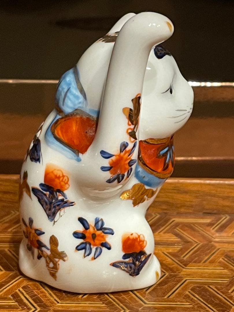 【美品】猫　白猫　招き猫　骨董　陶器　置物　インテリア　工芸品　美術品　伊万里焼