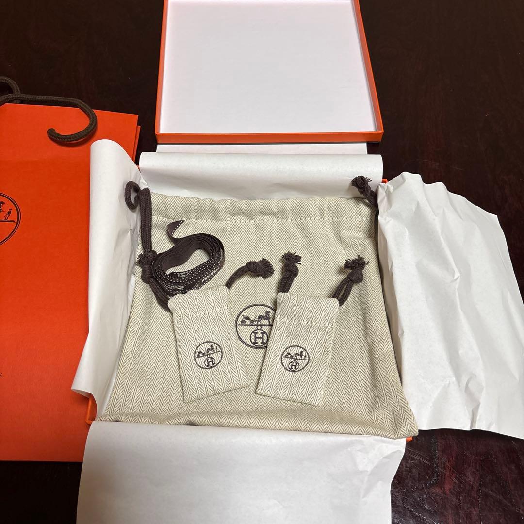 HERMES ベルト 空箱　ショッパー　リボン　保存袋