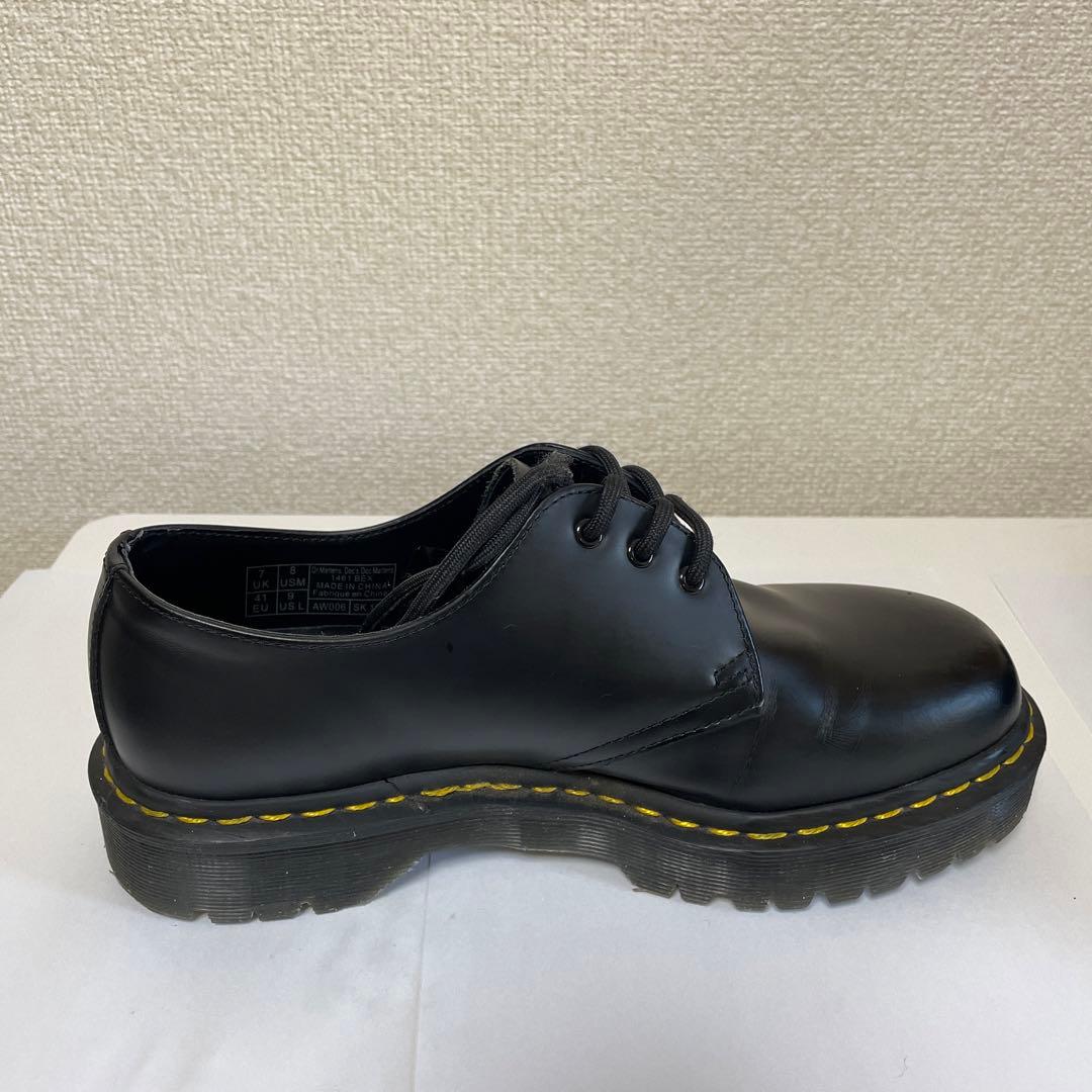 ぱ　ドクターマーチン　メンズ靴　ホールシューズ