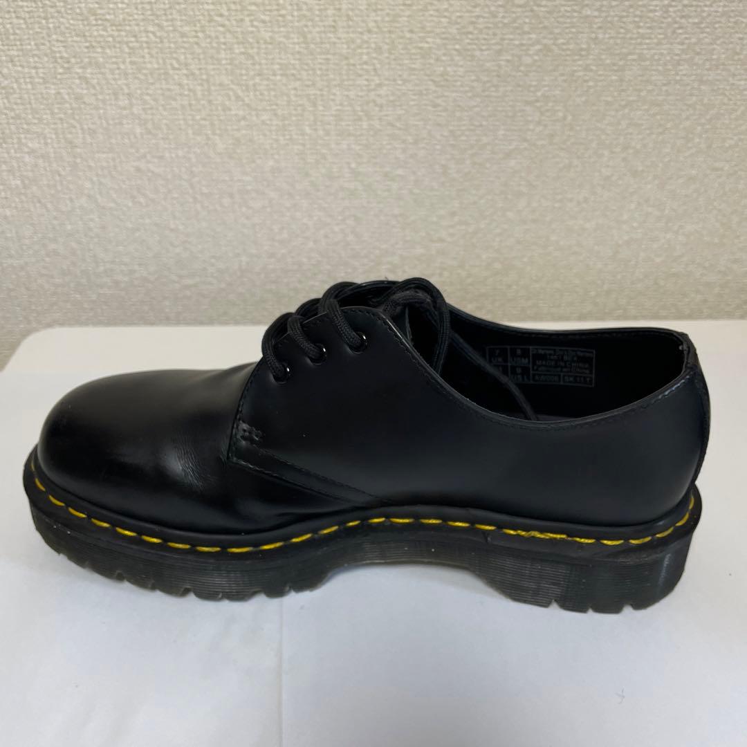 ぱ　ドクターマーチン　メンズ靴　ホールシューズ