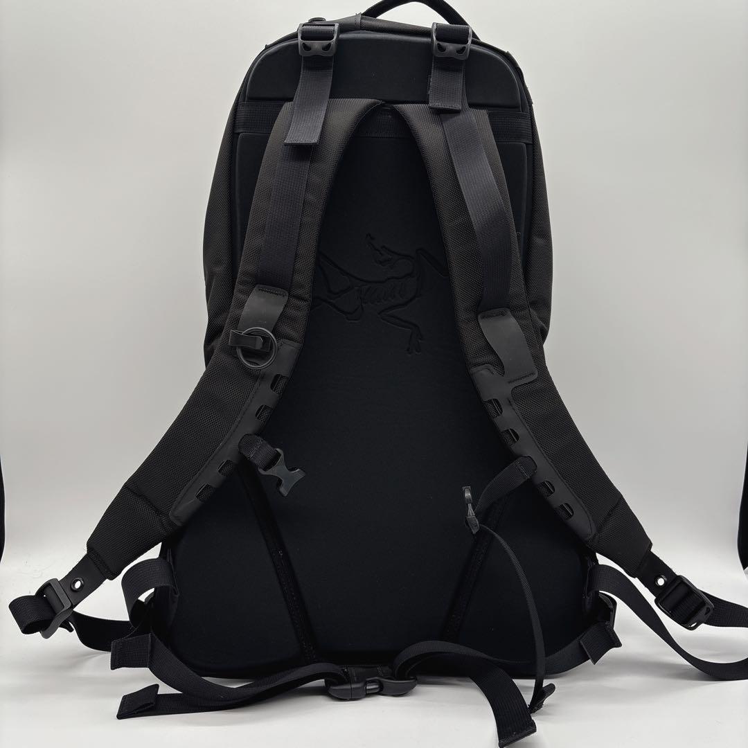 人気✴︎アークテリクス アロー 22 グリーン カナダ限定 廃盤　バックパック