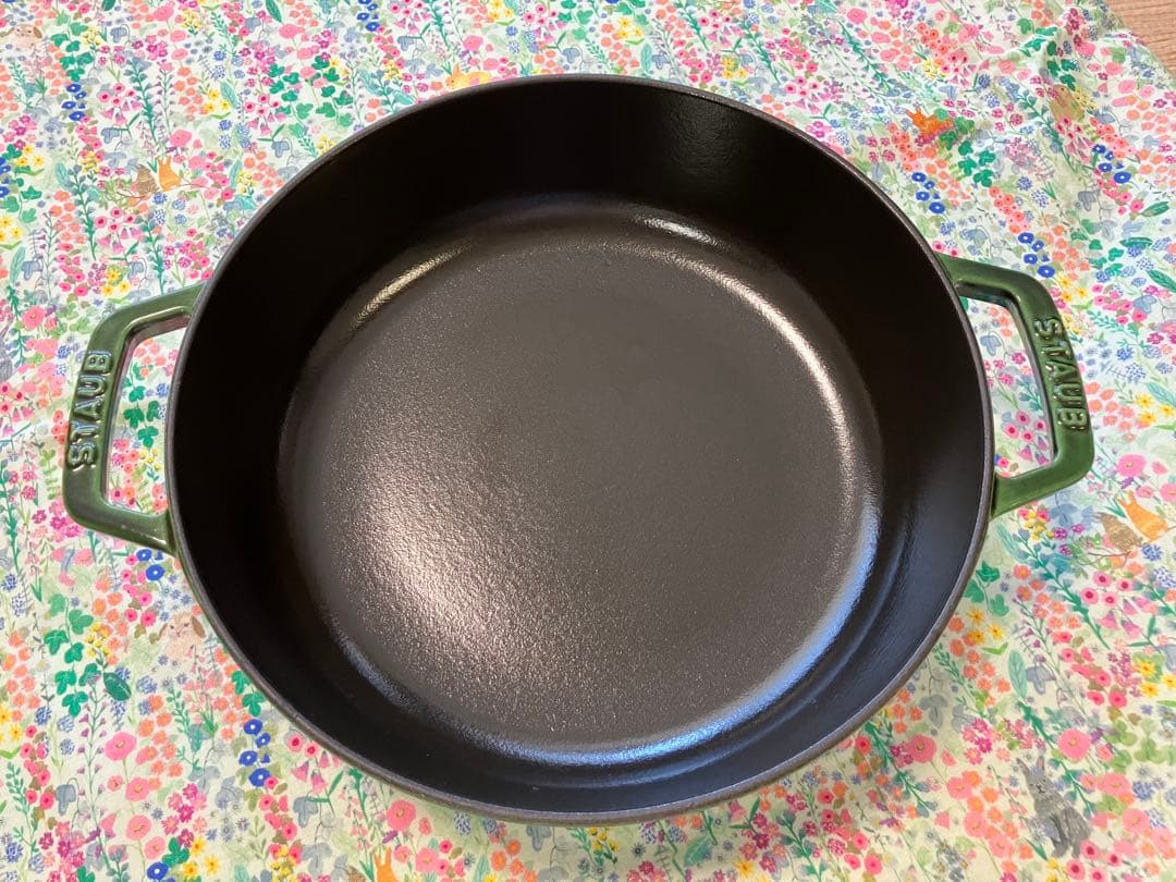 ストウブ　ブレイザーソテーパン24cm バジルグリーン