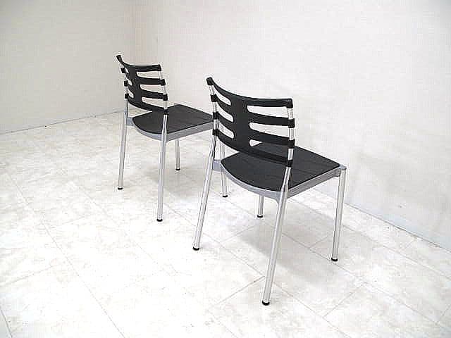展示品　フリッツ・ハンセン「アイスチェア」スタッキングチェア2脚セット 約14万