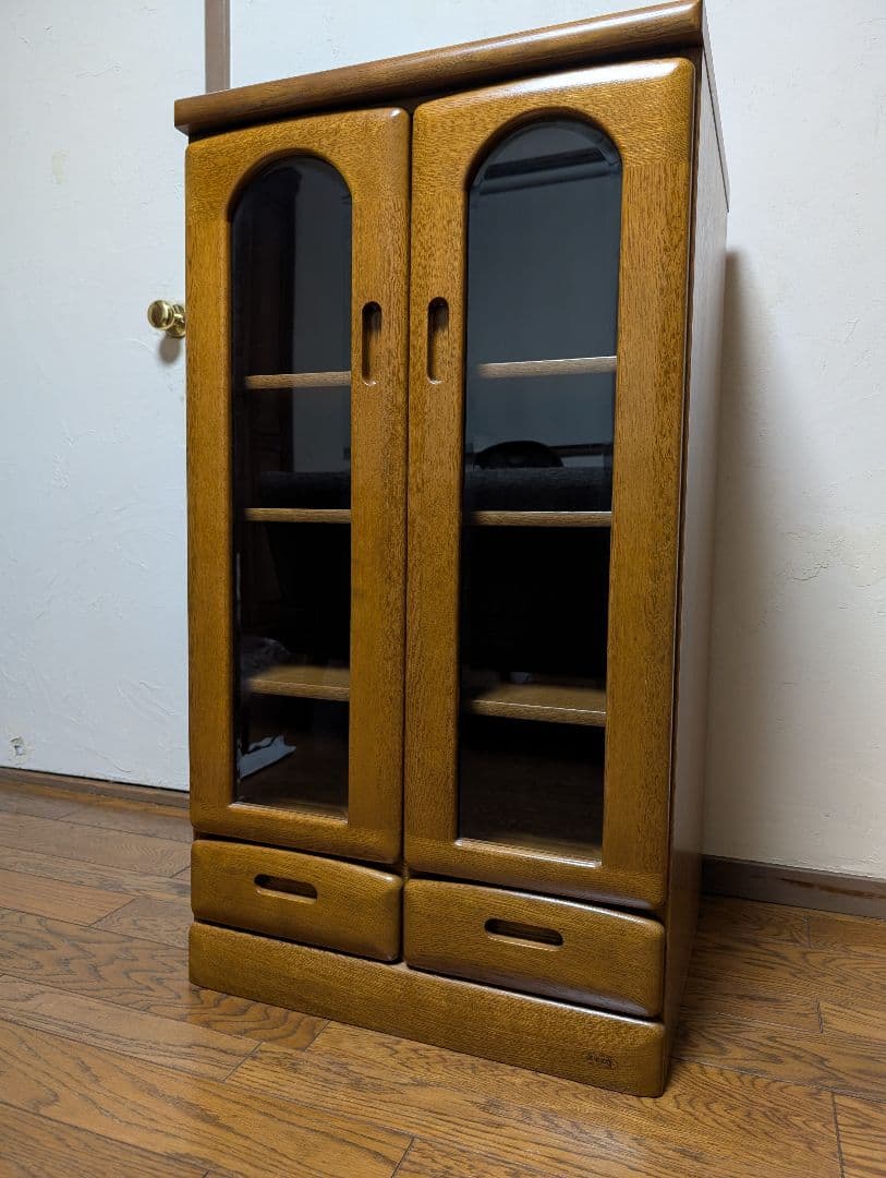 浜本工芸 木製 ガラス扉付キャビネット