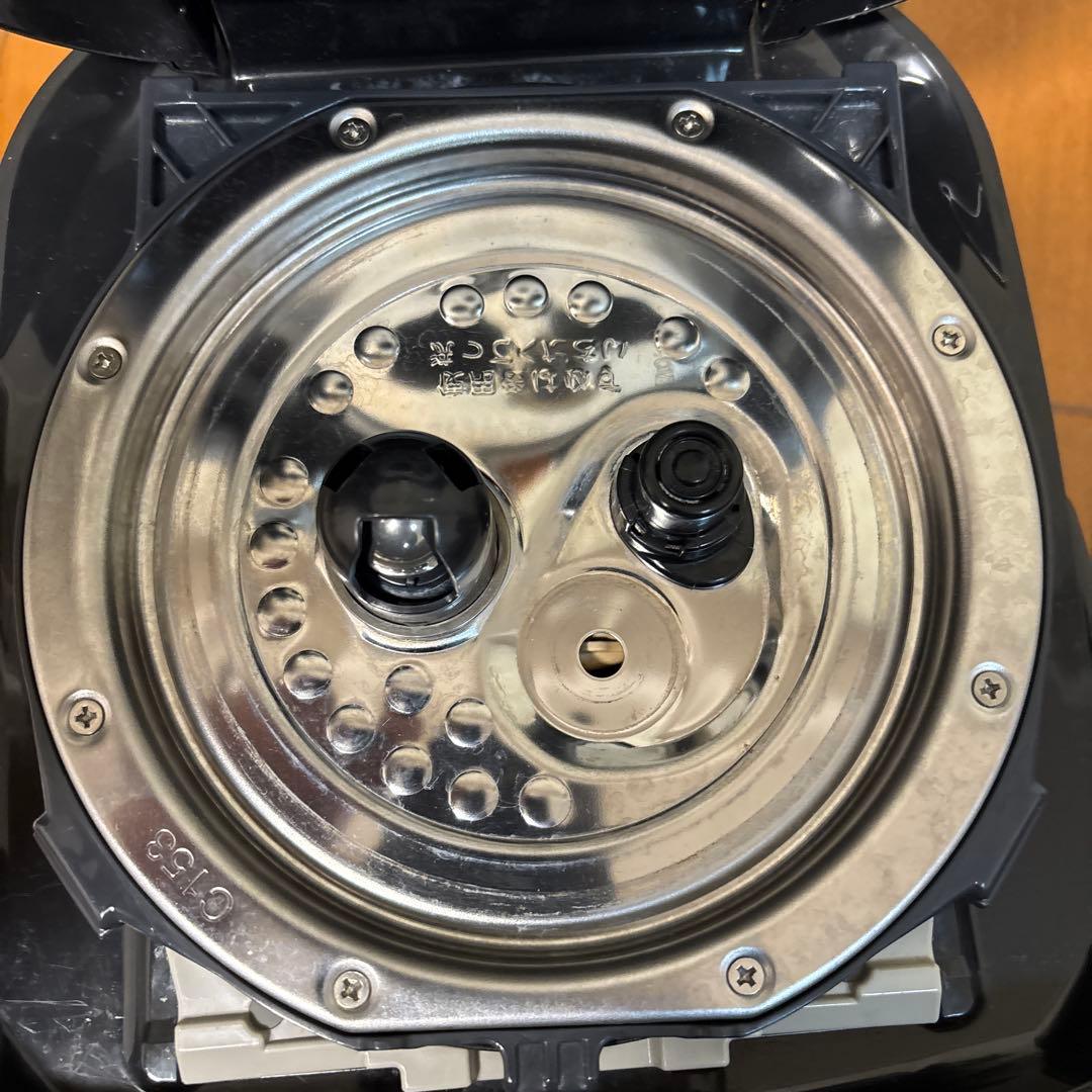 象印　圧力IH炊飯ジャー　極め炊き　NP-RT05