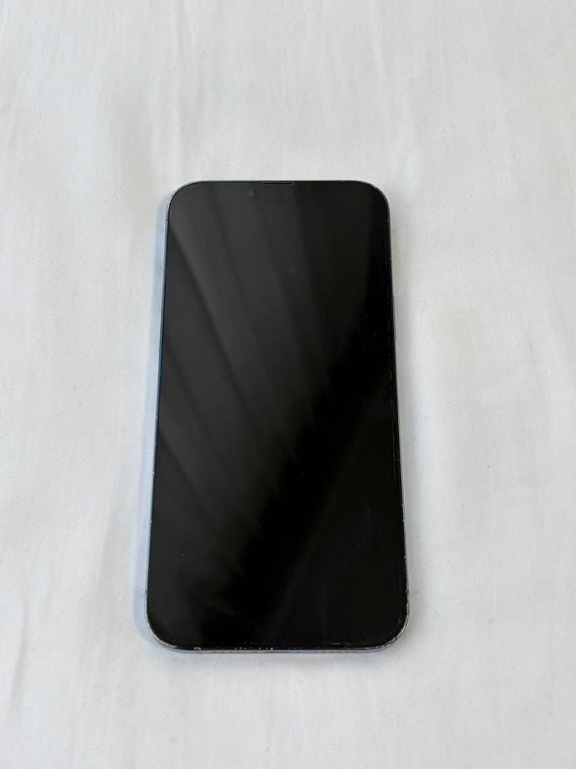 B*i様 iPhone 13 Pro MAX 背面ひび割れ