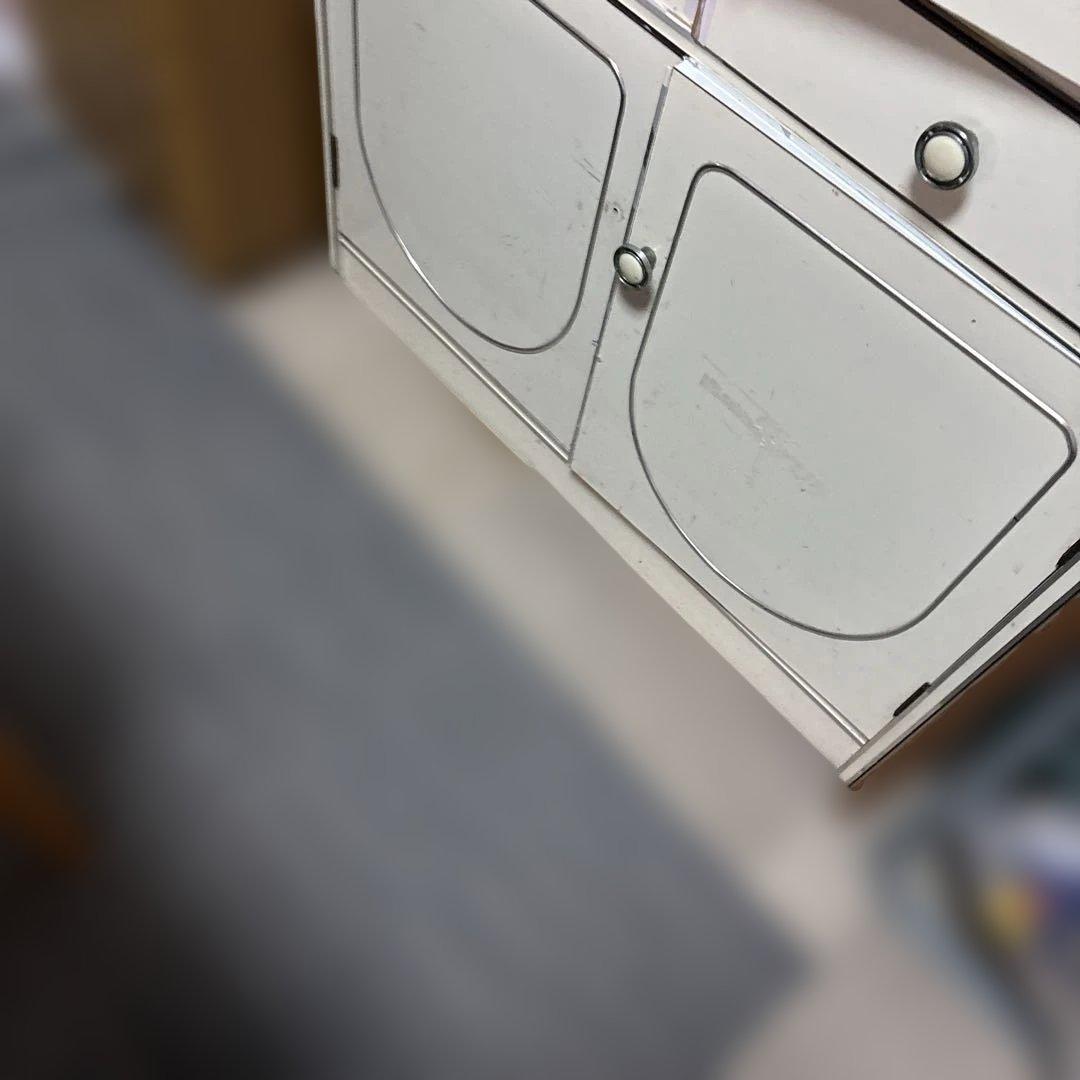 ラ*ー様 ホワイト木製食器棚 アーチ型ガラス扉