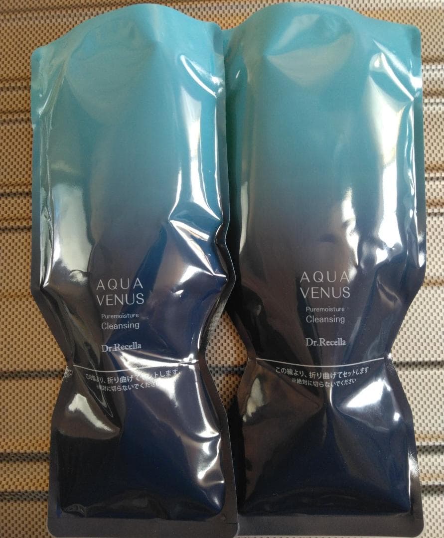 クレンジング・メイク落とし m