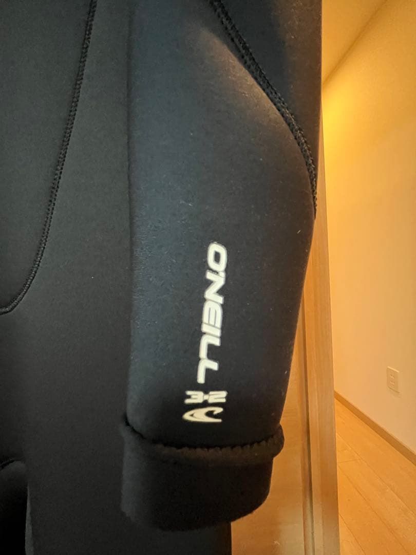 O'NEILL ブラック フルスーツ　サーフィン