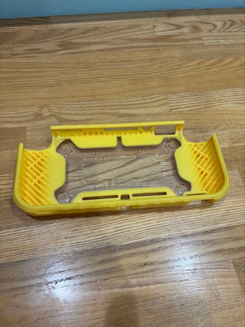 Nintendo Switch Lite イエロー 本体POOR