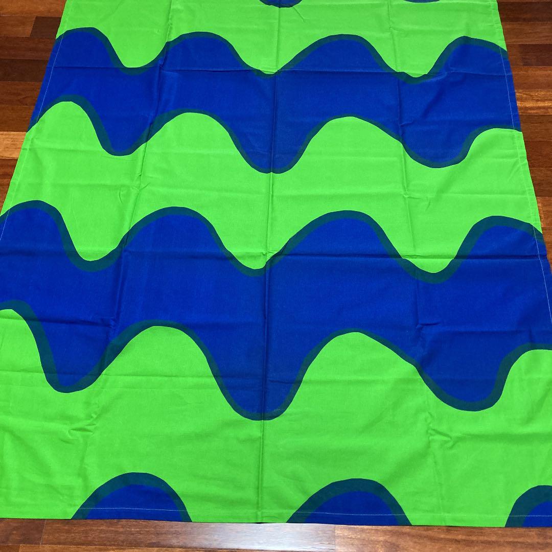 マリメッコ　テーブルクロス　ロッキ