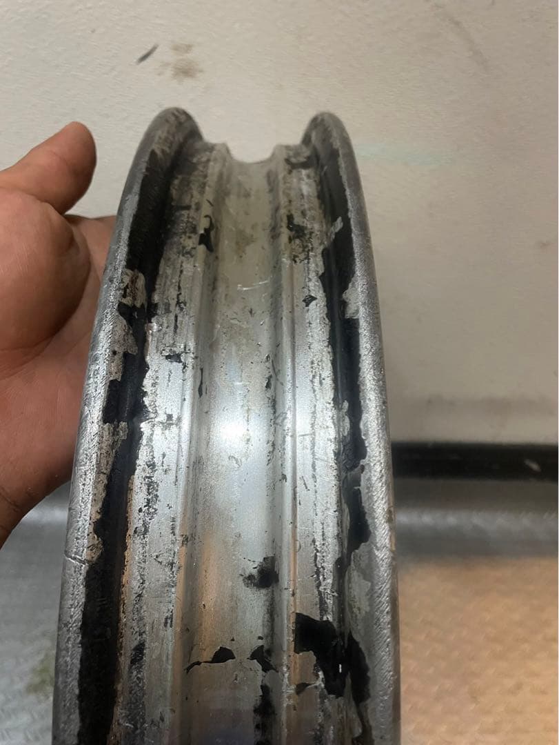 ル*ー様 cbx400ff cbx400f ホイール　リア　実働外し　美品