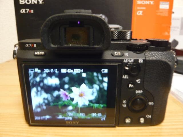 SONY α7R II 24-240mmレンズ ペンタクスレンズ付き
