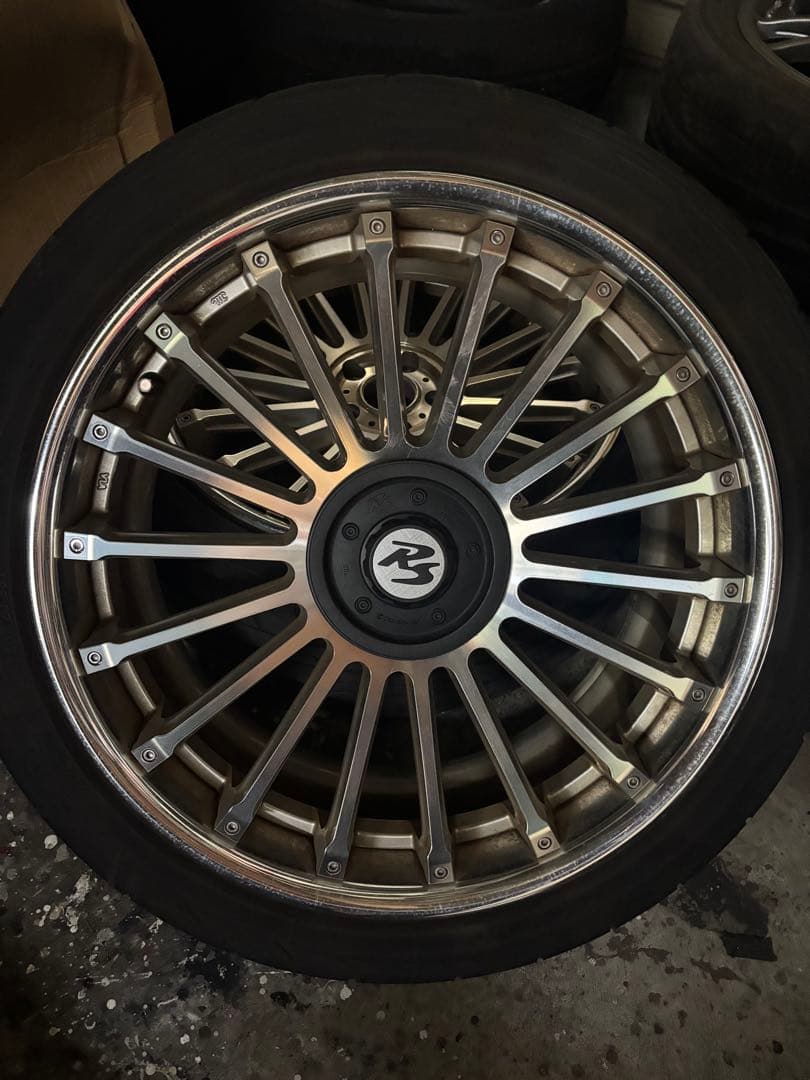 【中古品】CRIMSON RS CV FIN 20インチ　タイヤ4本セット！