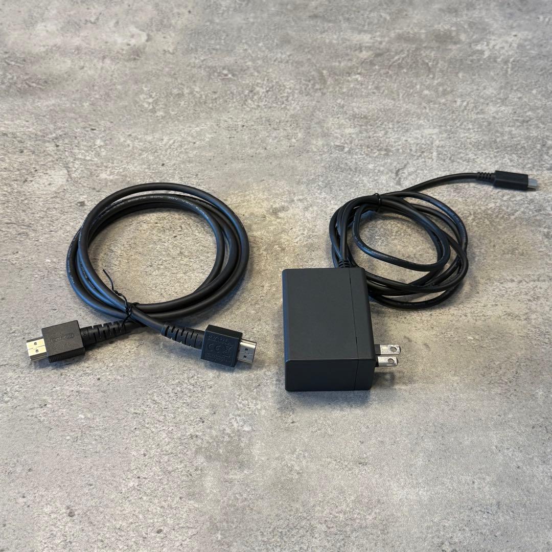 Nintendo Switch 本体　純正ドック他付き