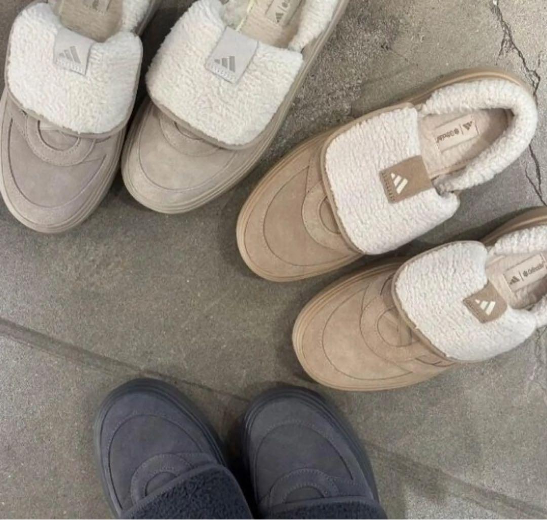 韓国限定adidas アディダス23.0㎝ グランドコートミュール　ボアサンダル