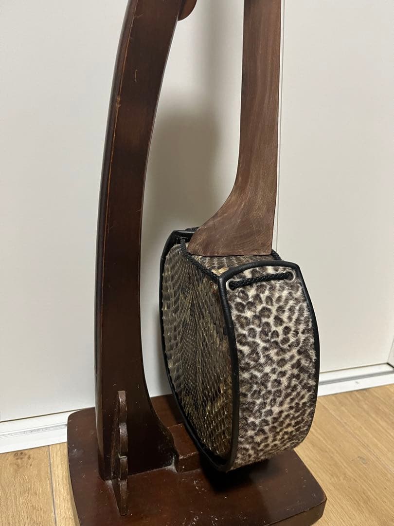 沖縄三線　知念大工　山原ユシの実　488グラム