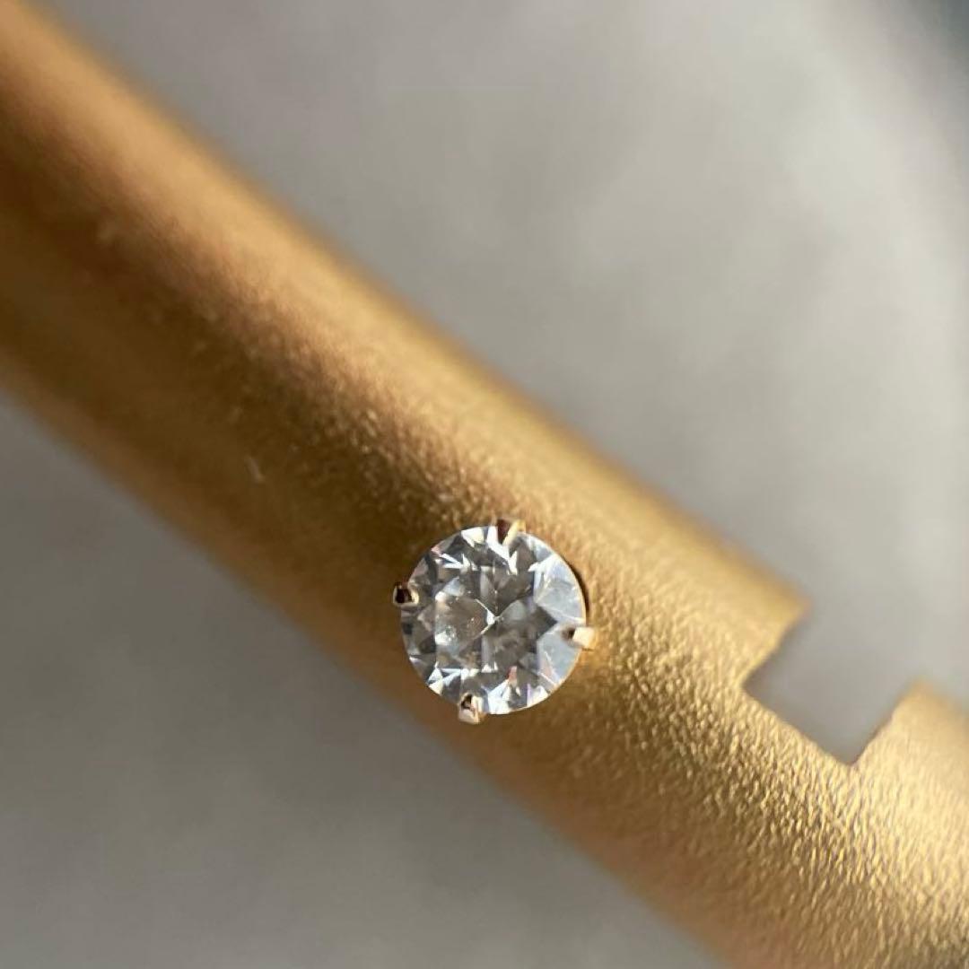 専用ダイヤモンドピアス　片耳