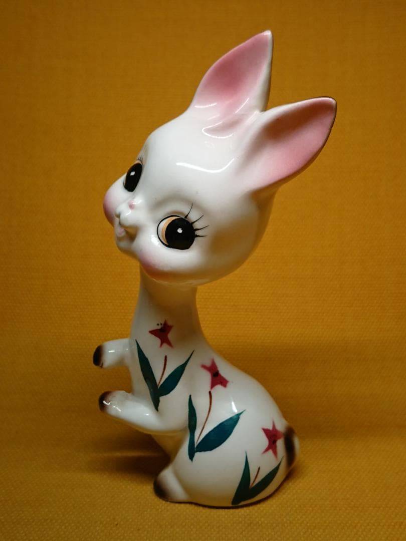 【美品】ウサギ　兎　白兎　陶器　置物　インテリア　工芸品　美術品　A1241