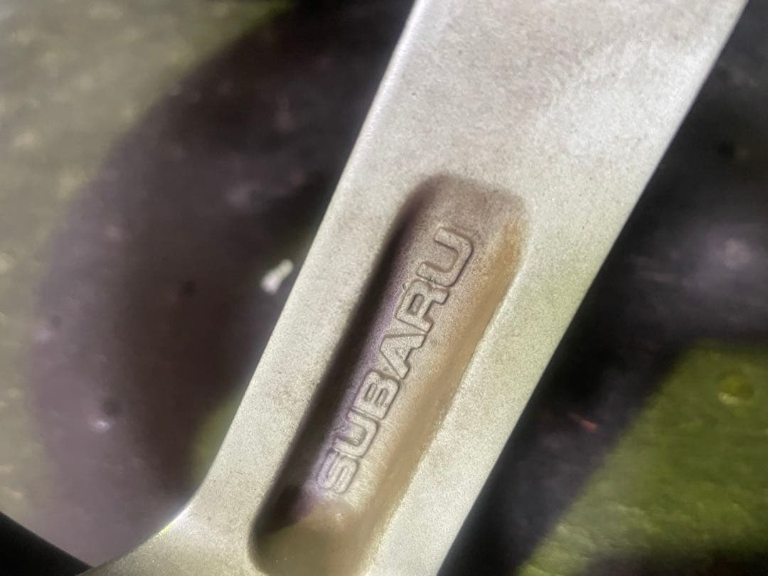 中古品スバルWRX S4 18インチ4本セット