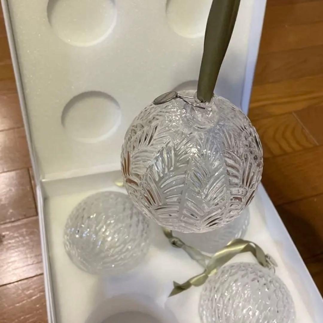 Van Cleef & Arpels クリスマスオーナメント