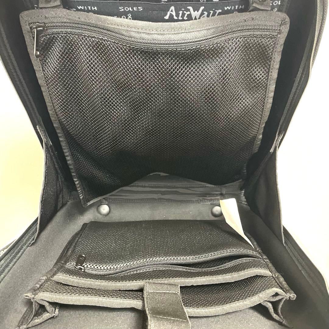 Dr.Martens ドクターマーチン ハードシェル リュック バックパック 黒