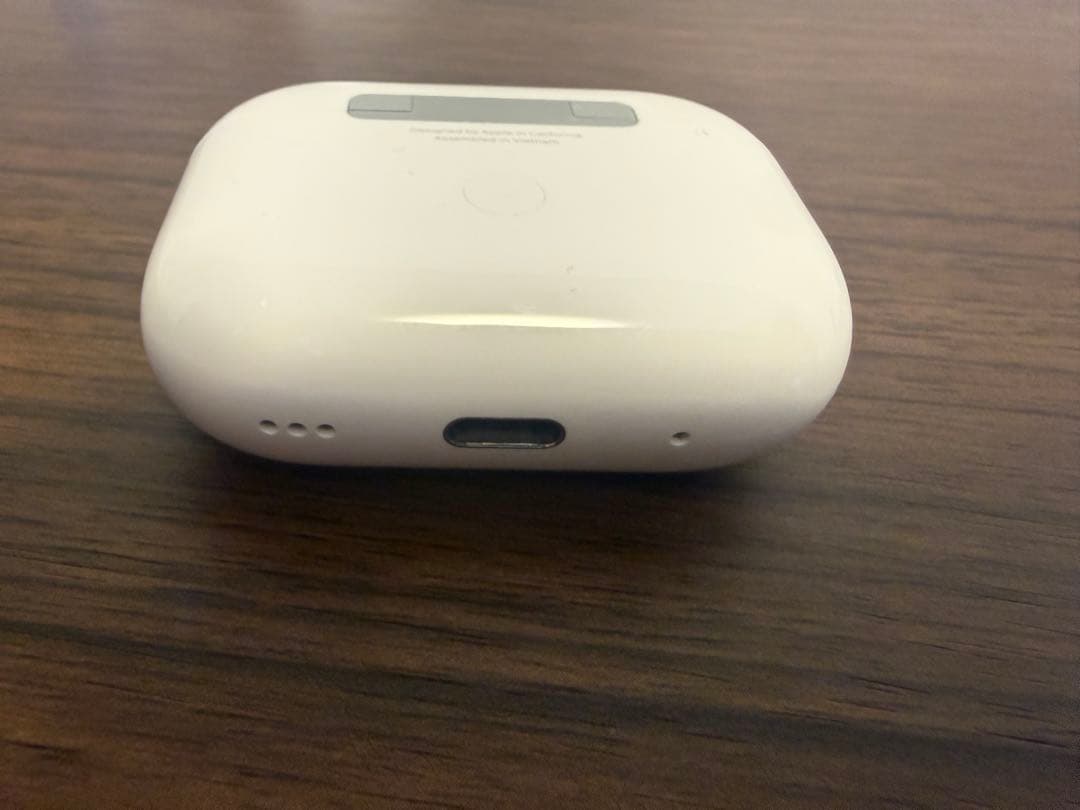 AirPods Pro 本体 充電ケース付き Apple 第2世代 両耳イヤホン