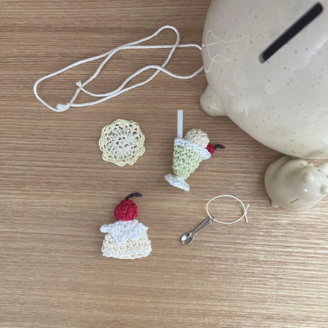 しろくま貯金箱&ガチャ　メロンクリームソーダ　マット&スプーンつき　4点セット