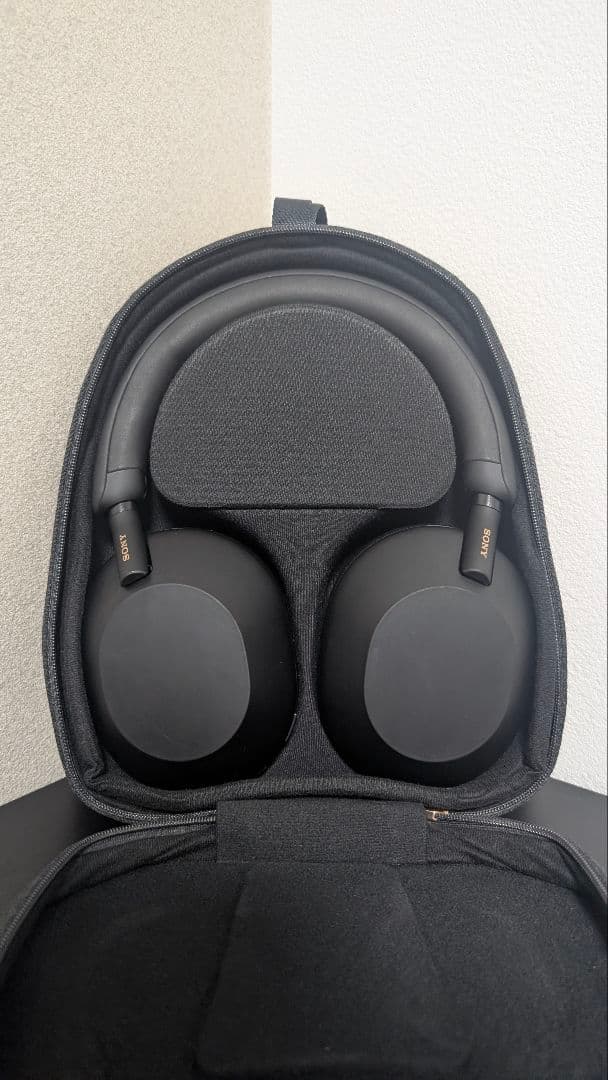 SONY WH-1000XM5 中古