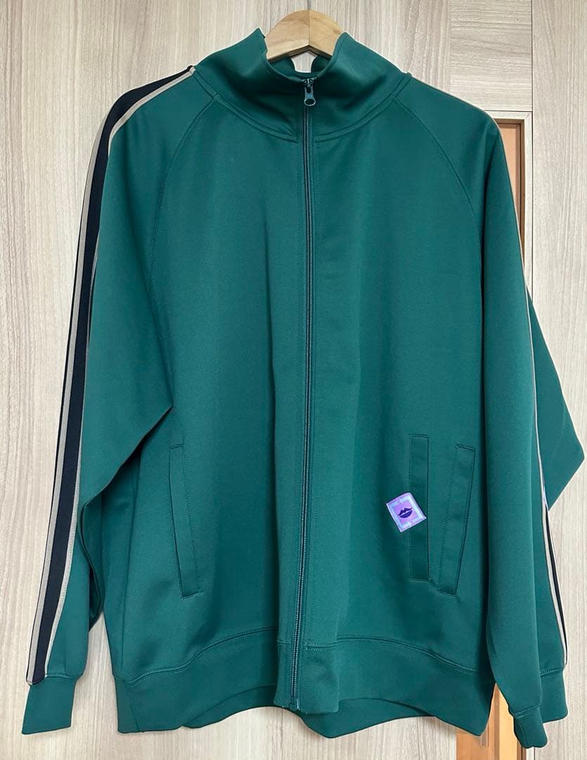 ジョジョ グラニフ キッス トラックジャケット