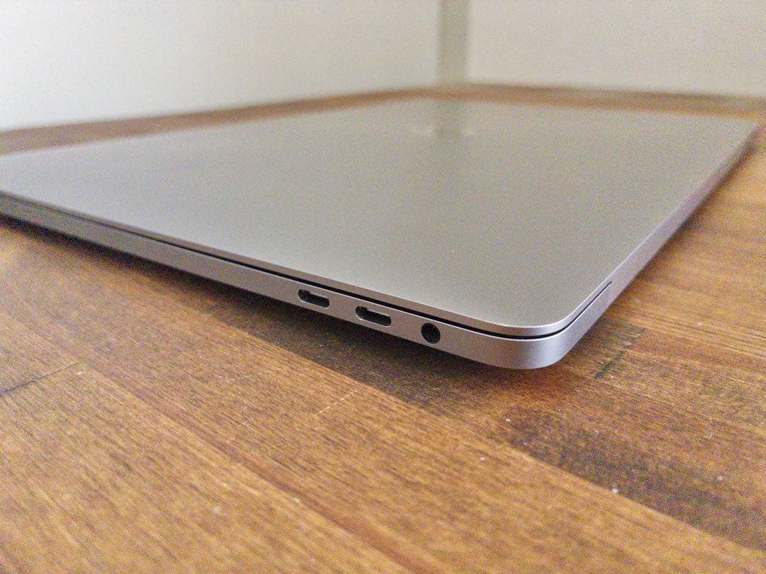 Apple MacBook Pro 15インチ Core i7【美品】