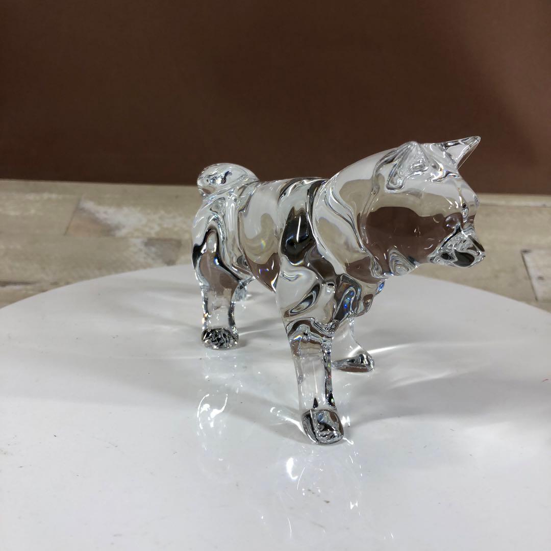 ✨バカラ　クリスタルガラス 犬のオブジェ 秋田犬　刻印あり　未使用