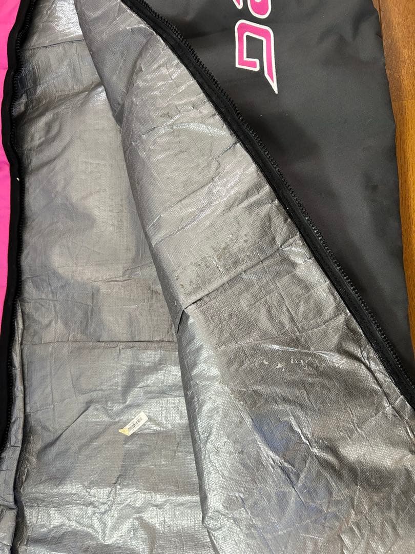 Açaí 画像転載禁止 Dakine サーフボードケース グレー/ピンク