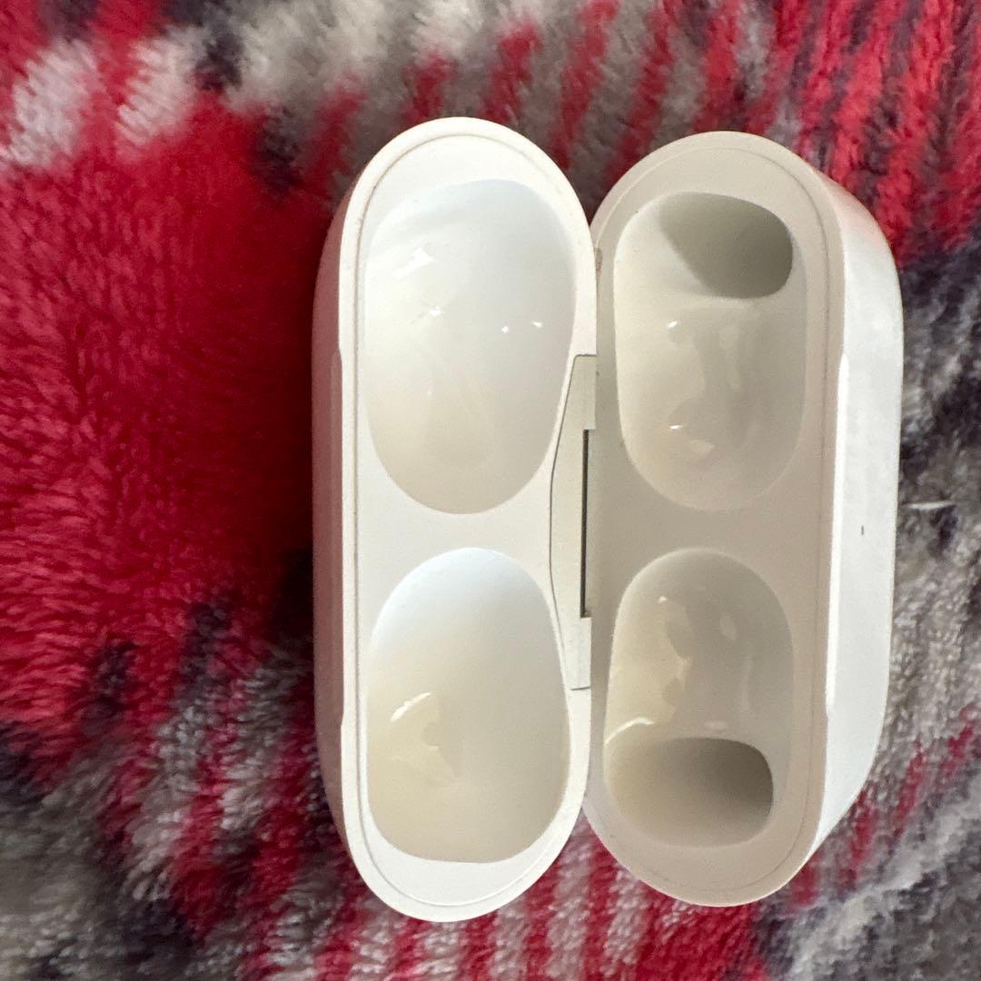 AirPods Pro2 本体 充電ケース付き　タイプc MagSafe