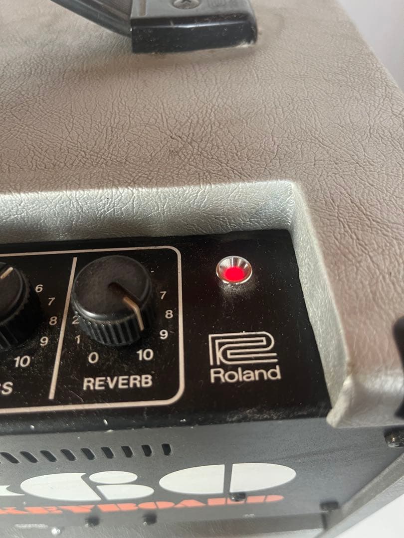 美品　Roland　キーボードアンプ CUBE60
