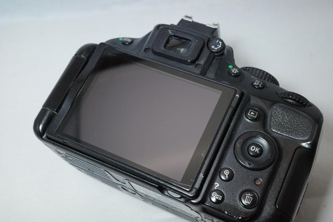 【並品】Nikon ニコン D5100 ボディ