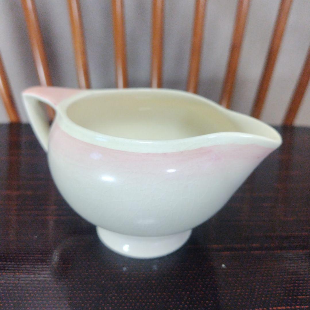 スージークーパー、ピンク「ドレスデンスプレイ」ミルクボトル＆シュガーボウル