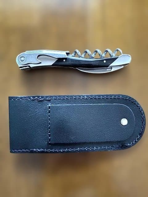 シャトーラギオール グランクリュ ブラックホーン ソムリエナイフ 革ケース付