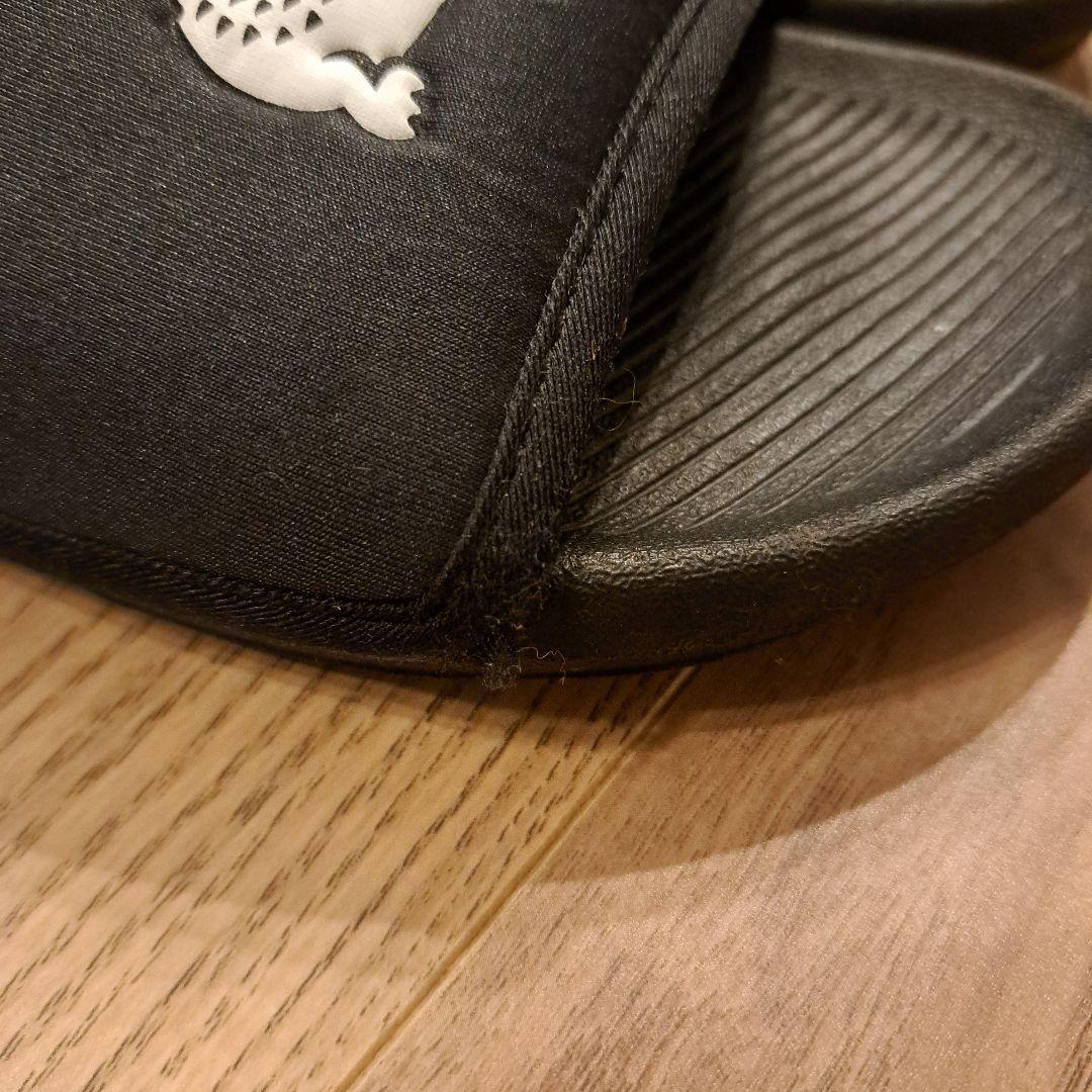Lacoste ブラック スライドサンダル