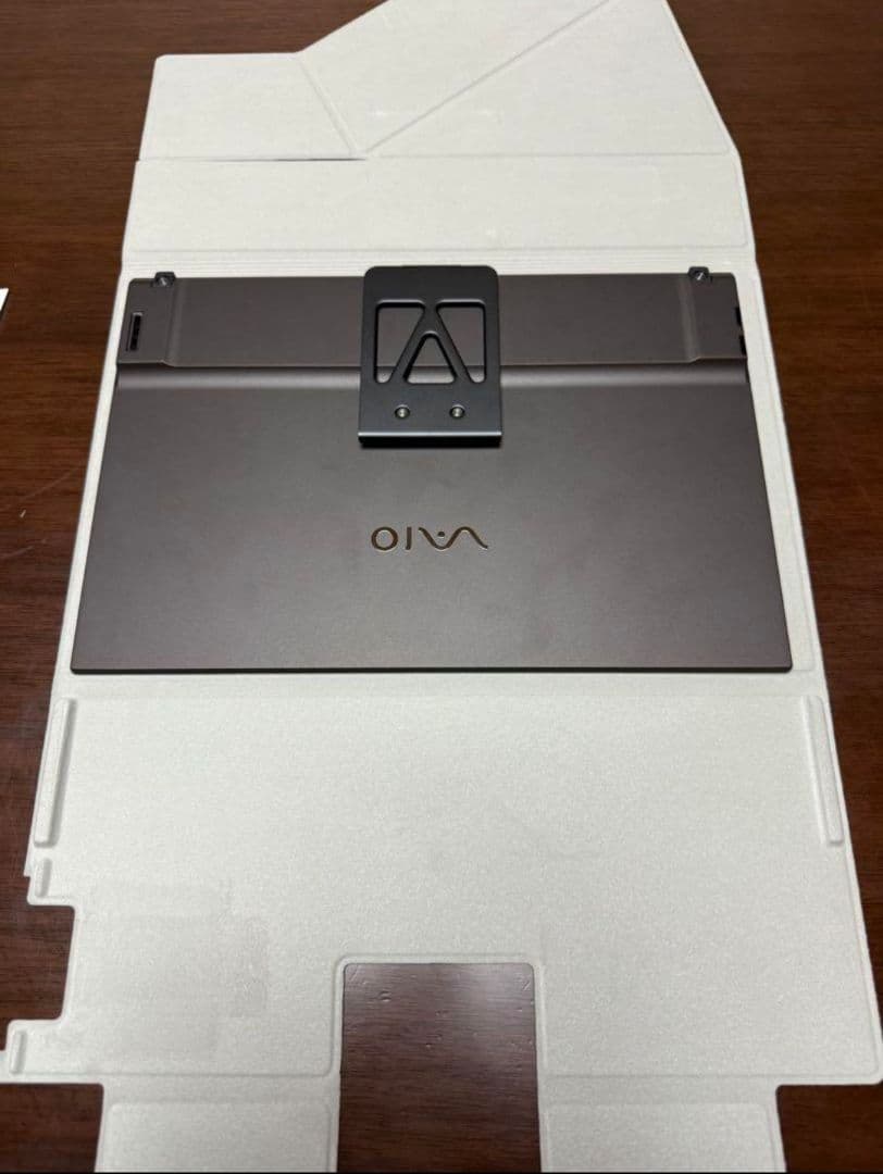 モバイルディスプレイ VAIO Vision+ 14 (VJ5VP141C11)