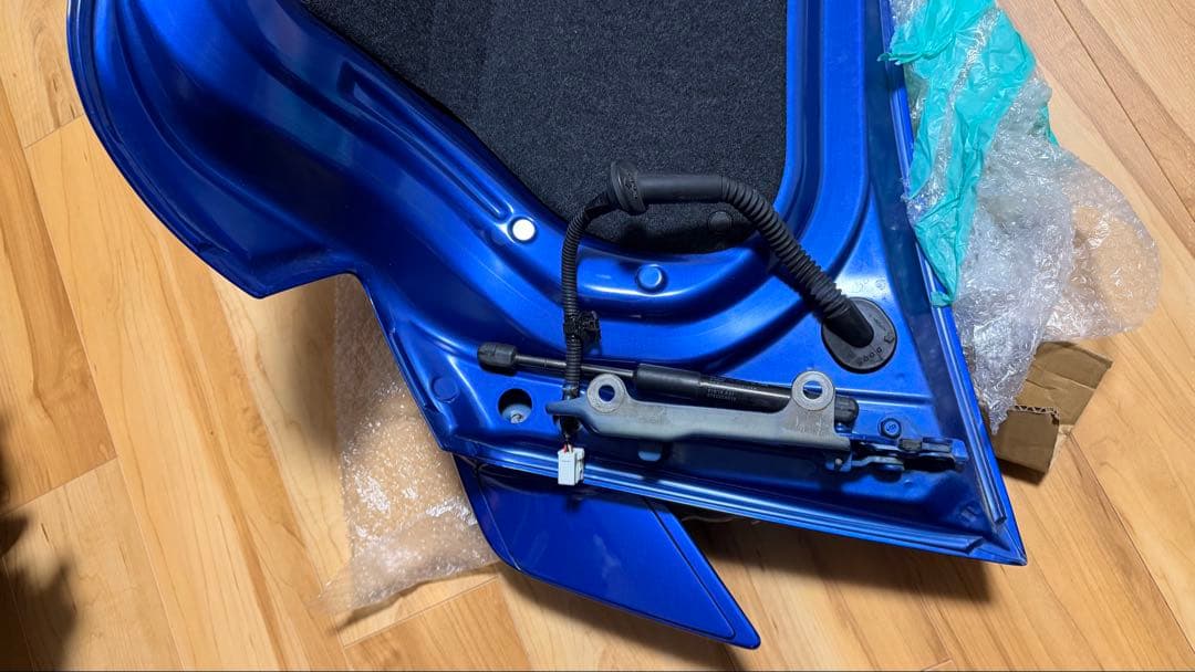 BRZ 86 ZC6 ZN6 トランク　カラーK7X WRブルーパール