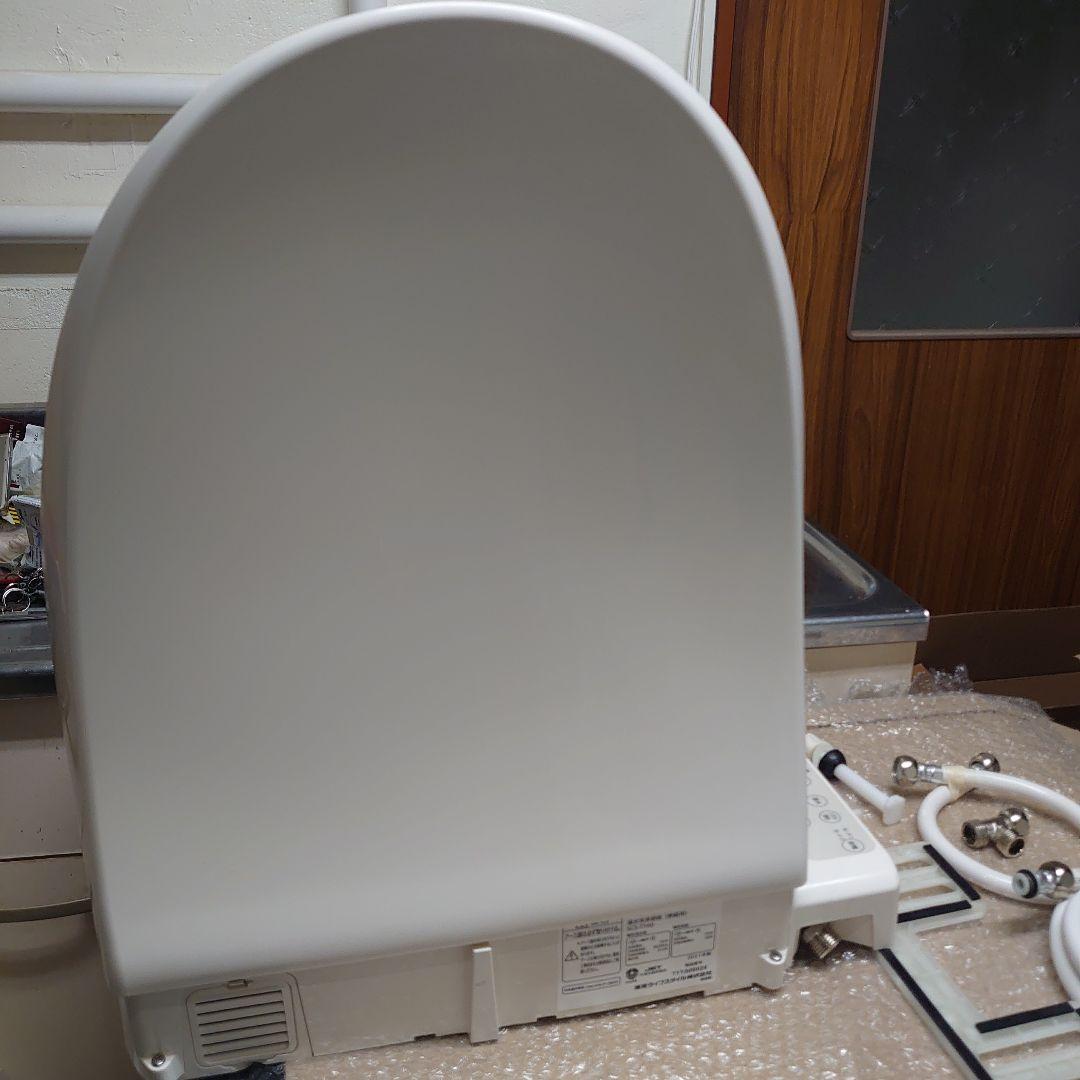 ■使用１１ヶ月■TOSHIBAの温水洗浄便座「SCS-T160」