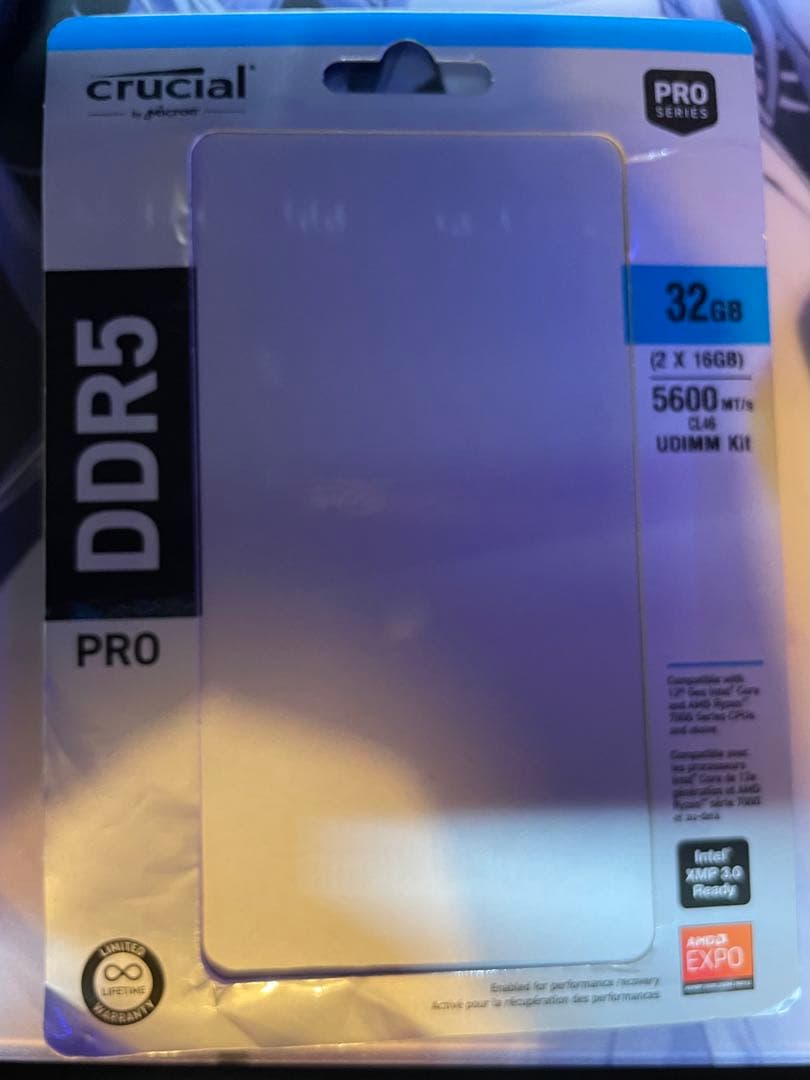 Crucial DDR5 Pro 5600 32gb(16×2枚)