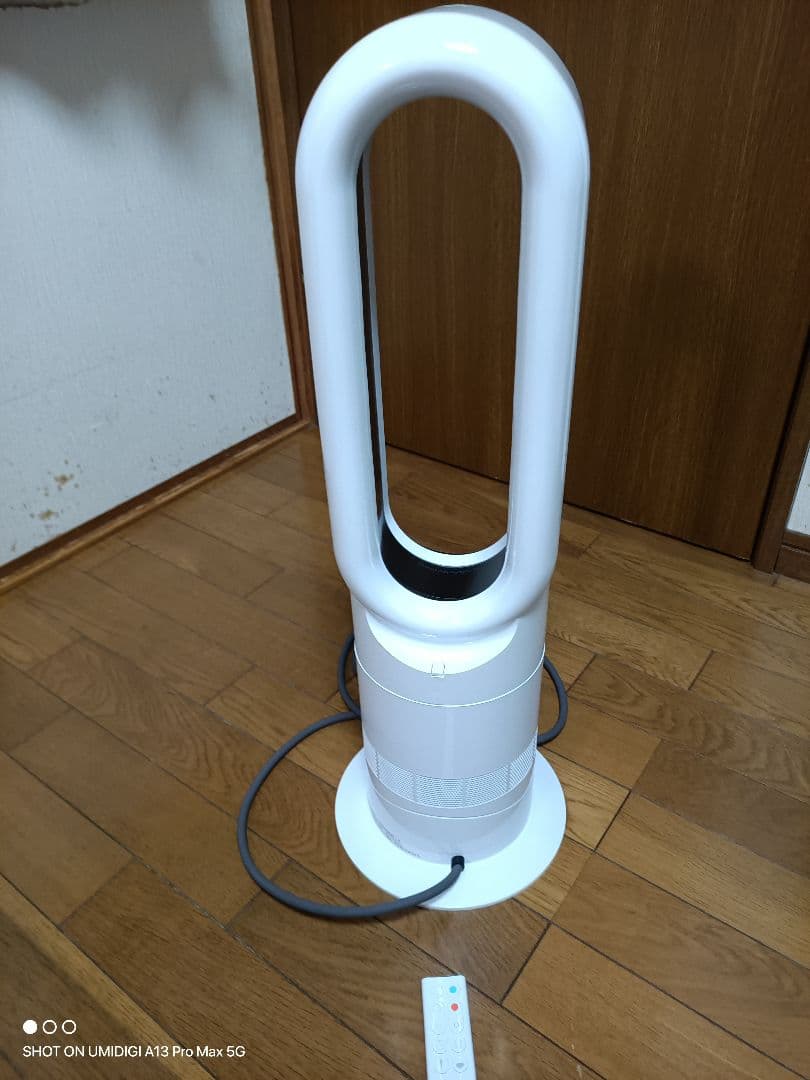 Dyson AM09 電気セラミックファンヒーター&送風 リモコン付き