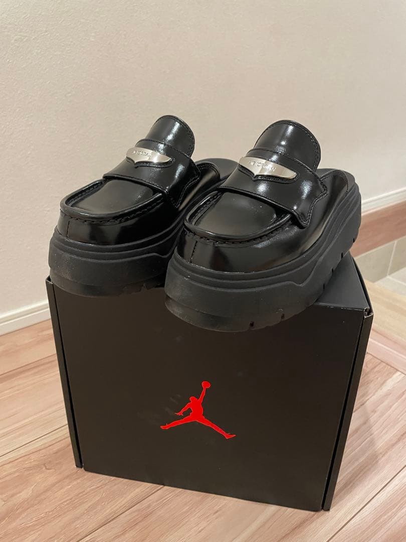 NIKE エアジョーダン　厚底　ミュール　サンダル　22